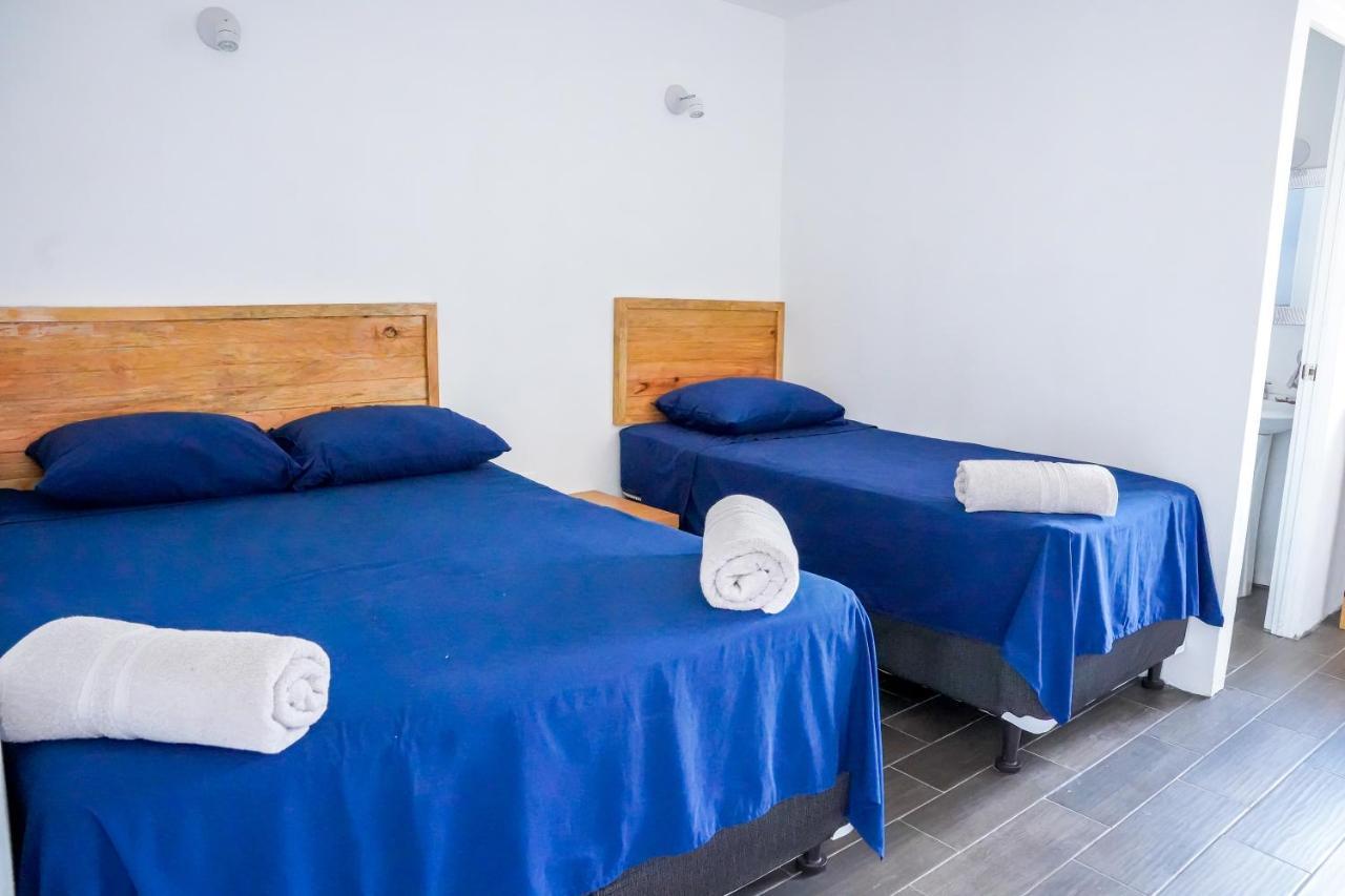 Black Sand Beachhouse Monterrico Luaran gambar