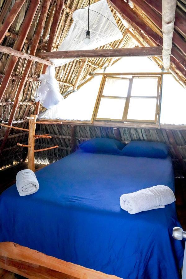 Black Sand Beachhouse Monterrico Luaran gambar