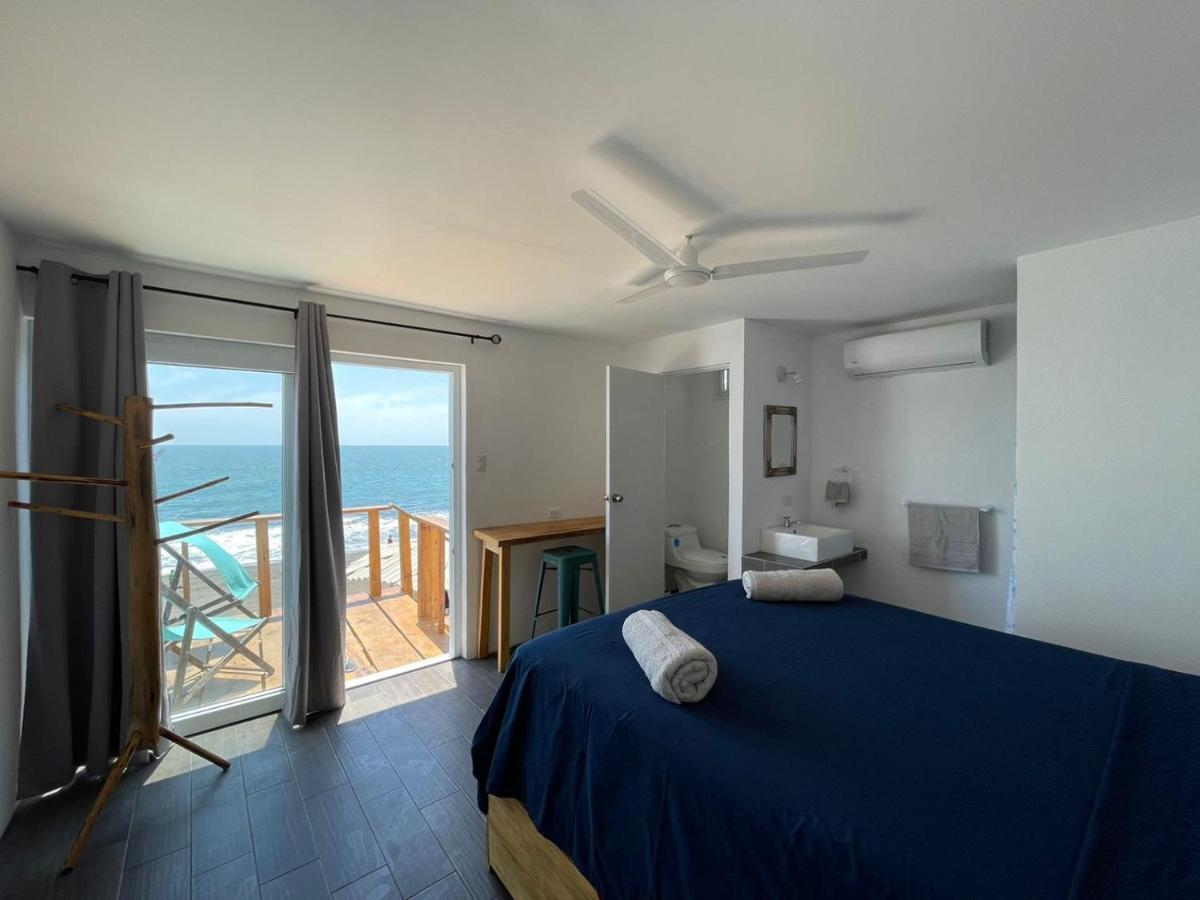 Black Sand Beachhouse Monterrico Luaran gambar